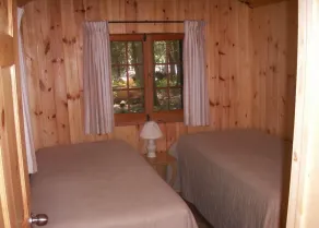The Yardley Kash Cottage Getaway - Haliburton - Image 4