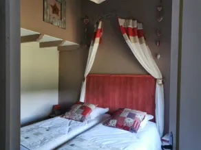 Gîte l'Oule near Thiers - 4 people in Viscomtat - Image 3