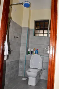Glampearl Homes is a studio apartment, 18 mins away from international airport - Image 4