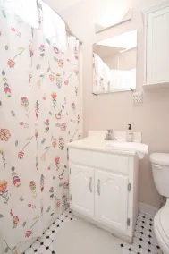 Fairmount Convenient + Rummelig 4Bed / 2Bath - 9 sovepladser - Image 3