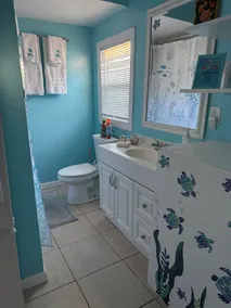 Cozy Downtown Stuart Cottage. Bring your boat 1.3m from ramps beaches & downtown - Image 2