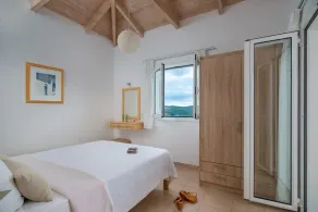Encantadora casa con piscina privada. - Image 3