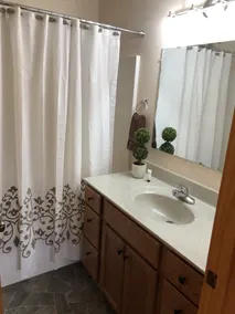 White Mountains Getaway- Welcoming seasonal renters! CLOSE TO BRETTON WOODS - Image 3