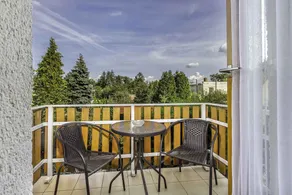 Holiday home with garden pavilion and WiFi - Image 5