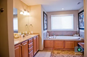 Nouveau 4BR Beach Block Home-Location, emplacement, emplacement! - Image 2