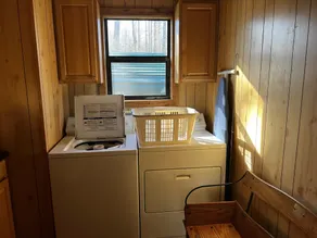 Cabin with hot tub, fire pit, and fishing pond. - Image 2