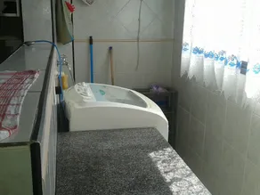 Beautiful apartment for 7 people with en-suite bathroom, balcony, safety netting, garage, Wi-Fi and beach kit. - Image 3