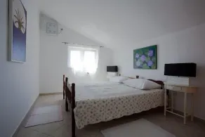 Three bedroom apartment with terrace Poljana, Ugljan (A-8523-a) - Image 5