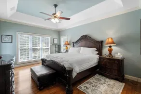 Family Resort! MINI GOLF, heated pool, lakefront, hot tub, game & theater room! - Image 3