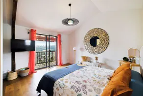 Spacious BAÏGURA studio, mountain views, direct access to pool & spa - Image 5