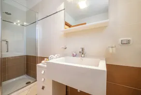 Vista di Maccagno Fantastico: View, Pool & Balcony - Happy Rentals - Image 2