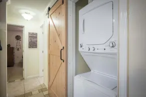 Waterwheel Oasis- 2bdr/2bth- Sleeps 6!! Perfect Location!! - Image 2
