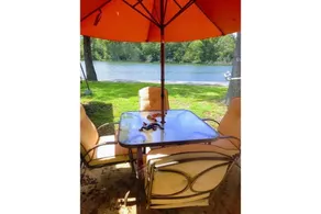 Perfect Lake Retreat - Image 3