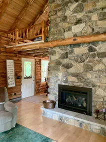 Rustic Log Home located near Baileys Harbor - Image 2