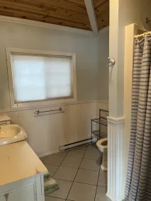 Peaceful Lake Home on Crystal Clear Water- Sunday to Sunday rental - Image 4