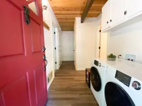 The Sugar Pine Chalet - Image 2
