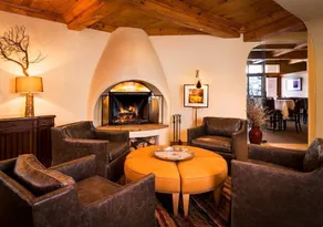 Spacious Corner Living Area with Amazing Views - Image 2