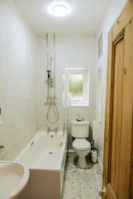 Painter's Cottage - Image 5