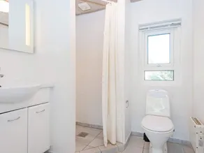 10 person holiday home in Ebeltoft - Image 5