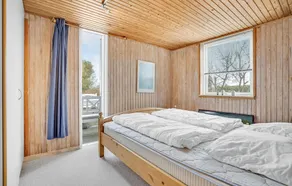 2 bedroom beautiful home in Juelsminde - Image 4