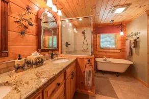 Wolf River Lodge - Mr Lake Lure Vacation Rentals - Image 2