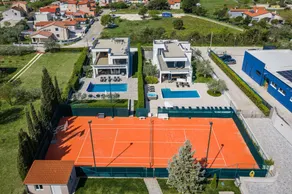 Villa Una in Pula with heated pool and whirlpool - Image 4