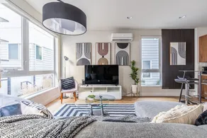 4BR | BBQ, Rooftop | Eastlake | Sophari Home C - Image 2