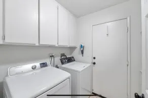 3 Bedroom House Bordering Temecula - Image 2
