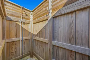 Ny på VRBO-charmerende sommerhus ved havet, HotTub, screenet veranda + let adgang til stranden - Image 3