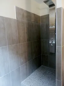 BEAU GITE EN PROVENCE 60 m2 interamente NOVE PIEDI DEL PIZZO MONTMIRAIL - Image 3