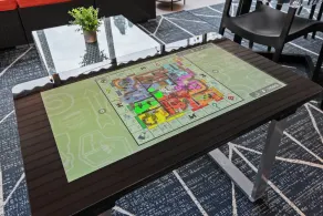★Enclosed Patio★ Gas Fireplace EV Charger BBQ 4Bed 2Bath- Entire House Royal Oak - Image 4