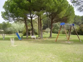 Vacation home in Costa Brava: private garden, community pool.   - Image 4