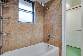 Private Hot Tub & Heatable Pool, Large Fenced Yard, Office, & Pet Friendly - Image 4