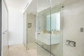 Beachfront Luxury @ Sandon Point is your Dream Holiday Home - Image 3