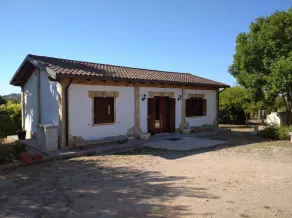 Casa In Campagna con Piscina - Image 4