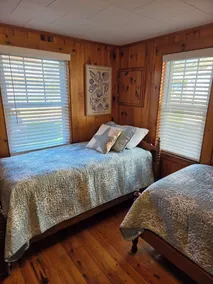 Cozy Cottage At Footbridge Beach - Great Fall and Spring Rates - Image 5