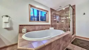 Incredible Tahoe Vacation Experience for 10 guests, 4 Bed, 4 Bath, 3600 sq ft - Image 3