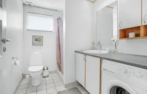 2 bedroom beautiful home in Juelsminde - Image 2