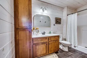 Chalet: 3 bedroom cabin on Seneca lake wine trail - Image 3