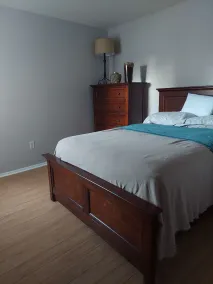 Enjoy golf, PB, Disney on this 2nd Floor gated condo!!! 10 mins from airport.. - Image 3