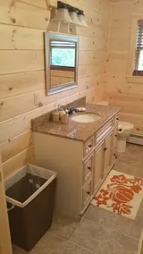 Lakefront Log Built 2016! - Image 4