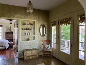 Barn Owl Hill - Historic Farmhouse Vineyard Views - Image 5