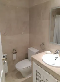 Apartment mit 2 Schlafzimmern im Erdgeschoss - Image 2