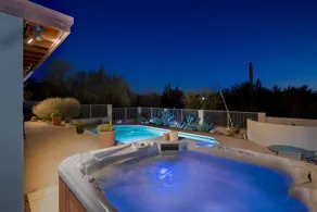 DESERT VIEWS, CLOSE TO GOLF, DINING, - Image 2