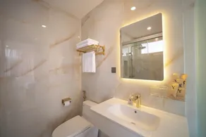 Y Hotel Phan Đình Phùng - Image 3