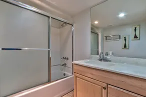 Village Town Home W / Clubhouse piscine, bain à remous, tennis et billard! - Image 4