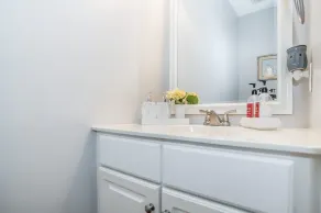 Prime Location, Close to Everything, Fresh Market, Downtown Cary, Bond Park - Image 5