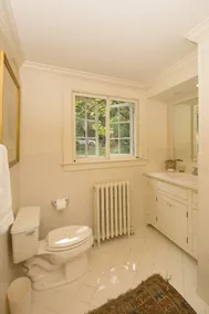 Elegant Updated Mansion in the Heart of Lewisburg - Image 3