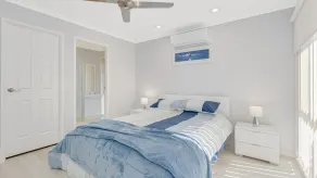 Serenity at Elanora - Waterfront Elanora - Min 3 Night Stays! - Image 3