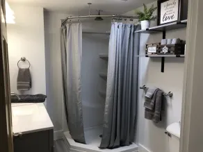 3bed -1 bathApartment in town mins to UMF or Hospital - Image 3